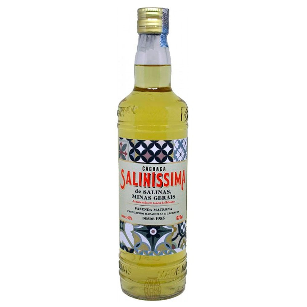 Cachaça Saliníssima Ouro 670ml